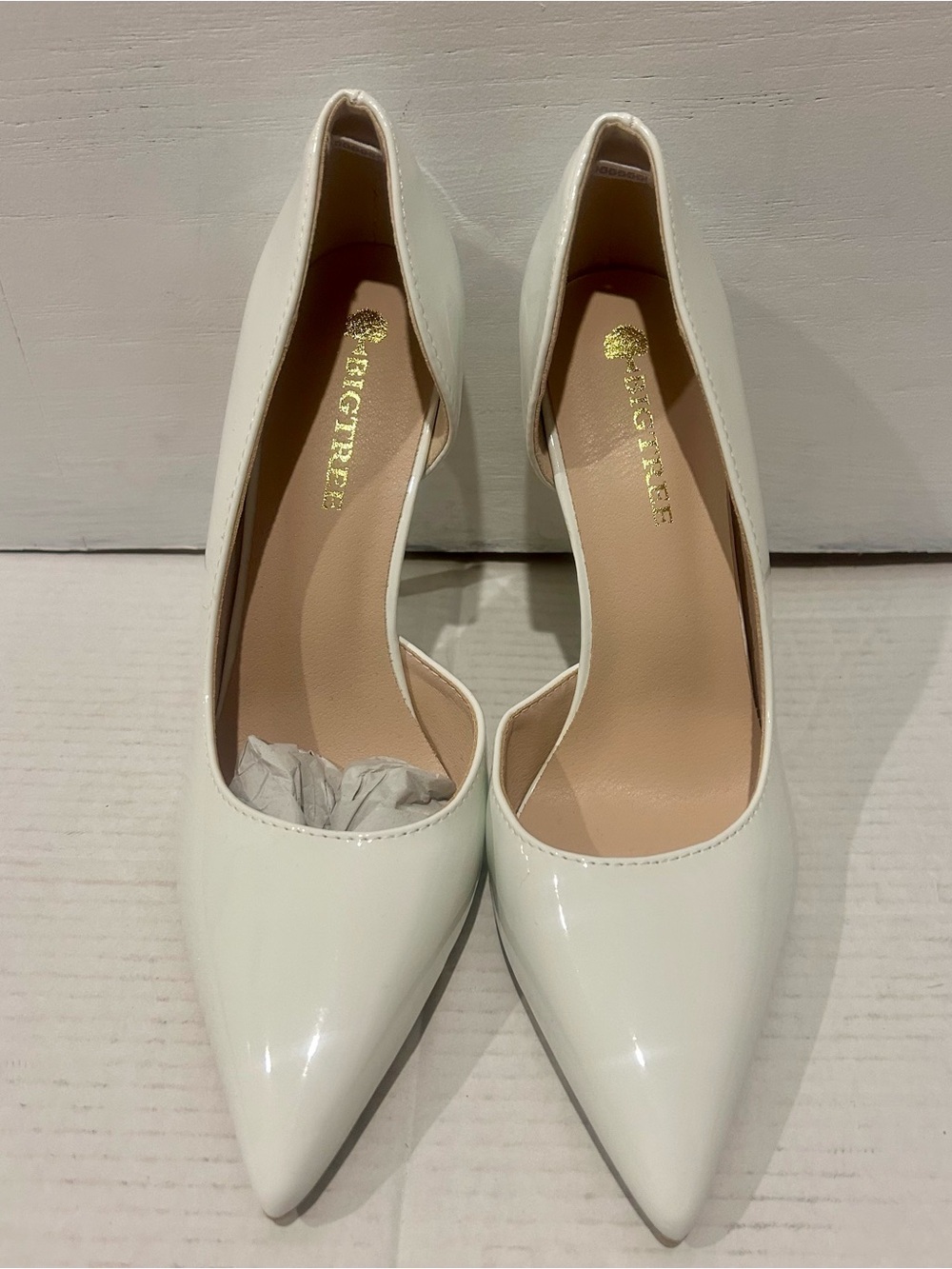 White Patent Pointed-Toe Pumps by Bigtree